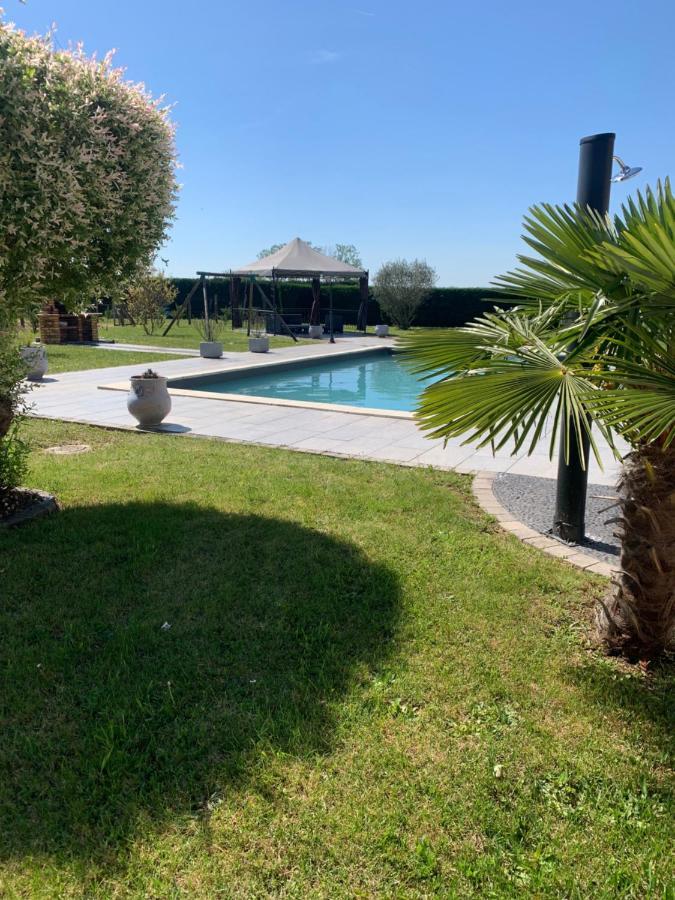 Studio Independant Avec Piscine Et Jardin L'Abergement-Sainte-Colombe Exteriér fotografie